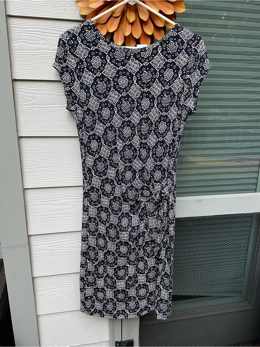 NWT LOFT Printed Navy and White Short Sleeve Midi Dress